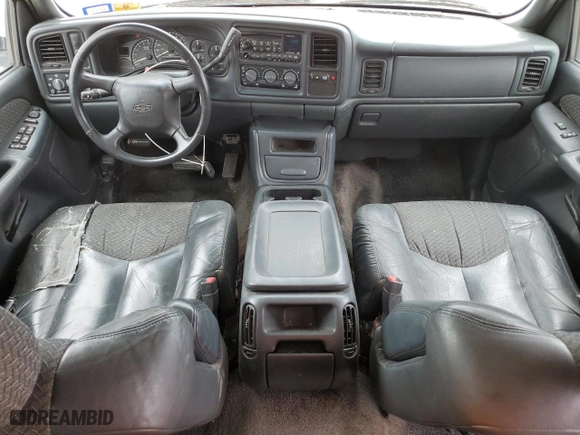 2002 Chevrolet Avalanche with VIN 3GNEC13T12G219144, listed as a Copart auction lot 55091125 with 267,181 mi miles and Clean Title. Bid and sale history available at carsss.com. Image 8.