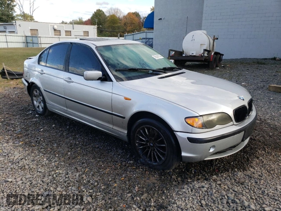 2003 BMW 3 Series 325xi with VIN WBAEU33413PM59296, listed as a Copart auction lot 76141714 with 191,272 mi miles and Non Repairable. Bid and sale history available at carsss.com. Image 4.