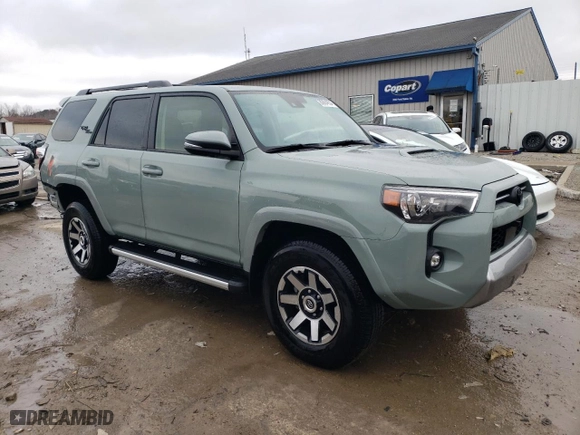 2023 Toyota 4Runner TRD Off Road Premium with VIN JTERU5JR1P6092633, listed as a Copart auction lot 80884654 with 9,264 mi miles and Salvage Title. Bid and sale history available at carsss.com. Image 4.