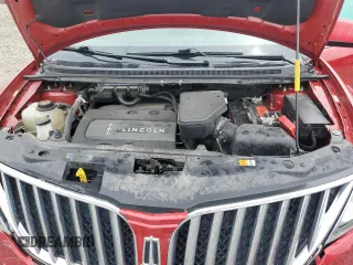 2011 Lincoln MKX z VIN 2LMDJ8JK1BBJ11607, wystawiony jako Copart lot #57126765 z przebiegiem 75 940 mil mil oraz Szkoda całkowita • Salvage title. Historia ofert i sprzedaży dostępna na DreamBid. Obrazek 12.
