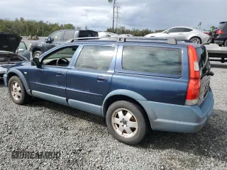 2004 Volvo V70 XC70 with VIN YV1SZ59H341134340, listed as a Copart auction lot 77031394 with 125,807 mi miles and Non Repairable. Bid and sale history available at carsss.com. Image 2.