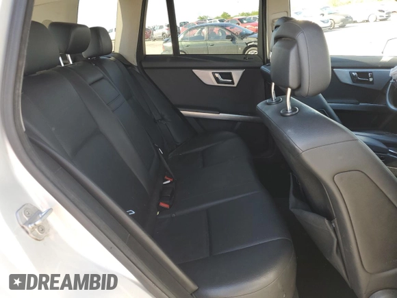 2010 Mercedes-Benz GLK 350 with VIN WDCGG8HB9AF326435, listed as a Copart auction lot 49354255 with 200,013 mi miles and Salvage Title. Bid and sale history available at carsss.com. Image 11.