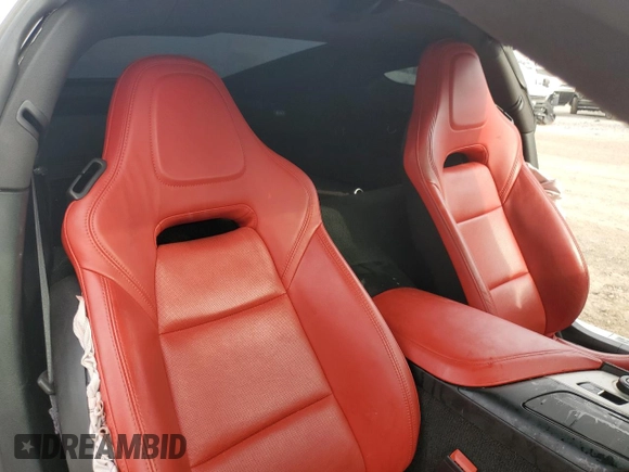 2014 Chevrolet Corvette Z51 1LT z VIN 1G1YH2D77E5102297, wystawiony jako Copart lot #82313414 z przebiegiem 44 124 mil mil oraz Szkoda całkowita • Salvage title. Historia ofert i sprzedaży dostępna na DreamBid. Obrazek 10.