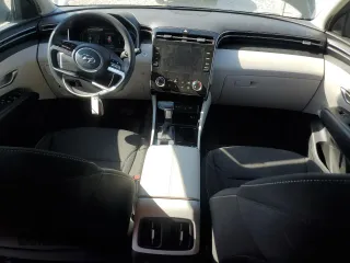 2023 Hyundai Tucson SEL z VIN 5NMJBCAEXPH284385, wystawiony jako Copart lot #53647035 z przebiegiem 22 571 mil mil oraz Szkoda całkowita • Salvage title. Historia ofert i sprzedaży dostępna na DreamBid. Obrazek 8.