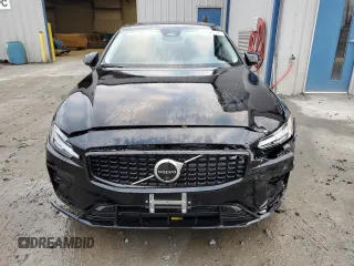 2025 Volvo S60 Plus with VIN 7JRL12GC1SG364946, listed as a Copart auction lot 79578984 with 3,070 mi miles and Clean Title. Bid and sale history available at carsss.com. Image 5.