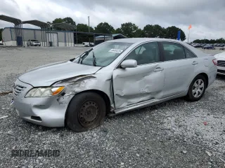 2008 Toyota Camry LE z VIN 4T1BE46KX8U745140, wystawiony jako Copart lot #58484225 z przebiegiem 122 057 mil mil oraz Szkoda całkowita • Salvage title. Historia ofert i sprzedaży dostępna na DreamBid. Obrazek 1.