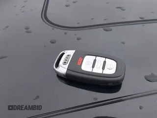 2015 Audi A4 Premium Plus z VIN WAUFFAFL0FN004347, wystawiony jako IAAI lot #42176133 z przebiegiem 121 878 mil mil oraz . Historia ofert i sprzedaży dostępna na DreamBid. Obrazek 11.