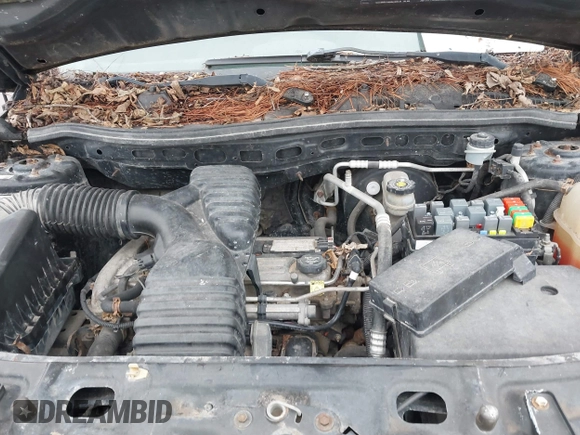 2004 Saturn VUE with VIN 5GZCZ23D44S842393, listed as a IAAI auction lot 40941847 with 153,345 mi miles and . Bid and sale history available at DreamBid. Image 10.