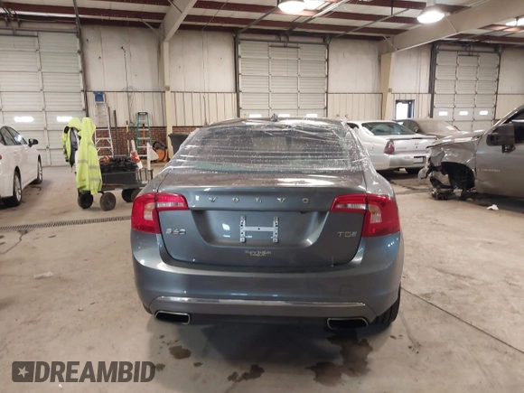 2017 Volvo S60 Inscription with VIN LYV402HK1HB129530, listed as a IAAI auction lot 41381620 with 53,031 mi miles. Bid and sale history available at carsss.com. Image 16.