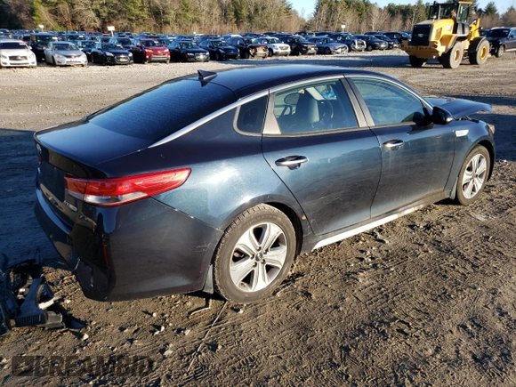 2017 Kia Optima EX with VIN KNAGU4LE9H5011852, listed as a Copart auction lot 84852844 with 144,413 mi miles and Salvage title. Bid and sale history available at DreamBid. Image 3.