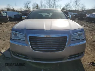 2014 Chrysler 300 C with VIN 2C3CCAKG9EH201097, listed as a Copart auction lot 47728625 with 197,424 mi miles and Clean Title. Bid and sale history available at carsss.com. Image 5.