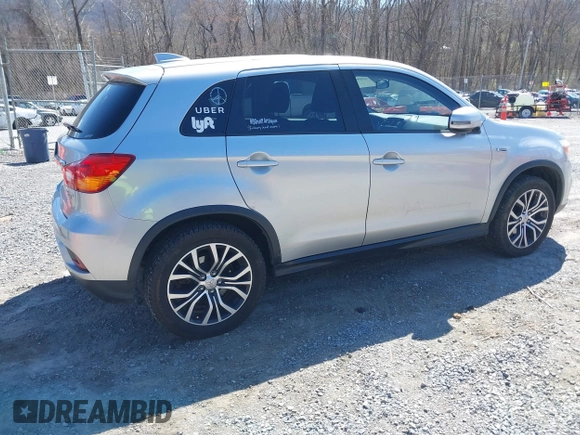 2018 Mitsubishi Outlander Sport ES 2.0 with VIN JA4AR3AU3JU016579, listed as a IAAI auction lot 41890008 with 182,268 mi miles. Bid and sale history available at carsss.com. Image 4.