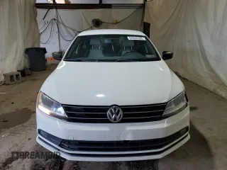 2015 Volkswagen Jetta SE with VIN 3VWD17AJ3FM224154, listed as a Copart auction lot 62846585 with 118,128 mi miles and Salvage title. Bid and sale history available at DreamBid. Image 5.