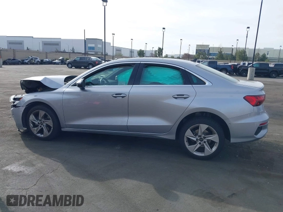 2023 Audi A3 Premium z VIN WAUAUDGY1PA051049, wystawiony jako IAAI lot #41719508 z przebiegiem Nie podano mil oraz . Historia ofert i sprzedaży dostępna na DreamBid. Obrazek 13.