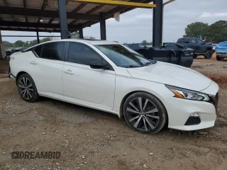 2020 Nissan Altima SR with VIN 1N4AL4CV2LC118537, listed as a Copart auction lot 80986854 with 67,146 mi miles and Salvage Title. Bid and sale history available at carsss.com. Image 4.