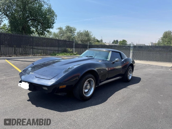 1977 Chevrolet Corvette with VIN 1Z37L7S407775, listed as a Copart auction lot 66350905 with 41,227 mi miles and Clean title. Bid and sale history available at DreamBid. Image 2.