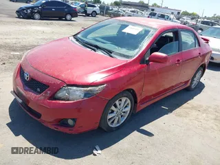 2010 Toyota Corolla z VIN 1NXBU4EE0AZ234380, wystawiony jako IAAI lot #42685396 z przebiegiem 318 127 mil mil oraz . Historia ofert i sprzedaży dostępna na DreamBid. Obrazek 2.