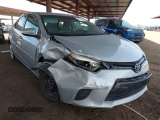 2015 Toyota Corolla L z VIN 5YFBURHE1FP313168, wystawiony jako IAAI lot #42371167 z przebiegiem 121 114 mil mil oraz . Historia ofert i sprzedaży dostępna na DreamBid. Obrazek 1.