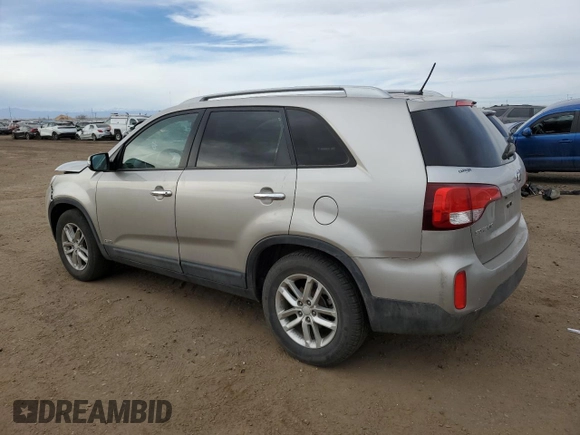 2015 Kia Sorento LX with VIN 5XYKTDA6XFG633831, listed as a Copart auction lot 49139905 with 85,359 mi miles and Salvage Title. Bid and sale history available at carsss.com. Image 2.
