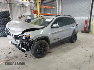 2020 Jeep Cherokee Altitude z VIN 1C4PJMLX6LD501886, wystawiony jako IAAI lot #42118677 z przebiegiem 41 853 mil mil oraz . Historia ofert i sprzedaży dostępna na DreamBid. Obrazek 2.