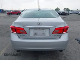 2010 Lexus ES 330 z VIN JTHBK1EG9A2386744, wystawiony jako IAAI lot #42378931 z przebiegiem 156 822 mil mil oraz . Historia ofert i sprzedaży dostępna na DreamBid. Obrazek 16.