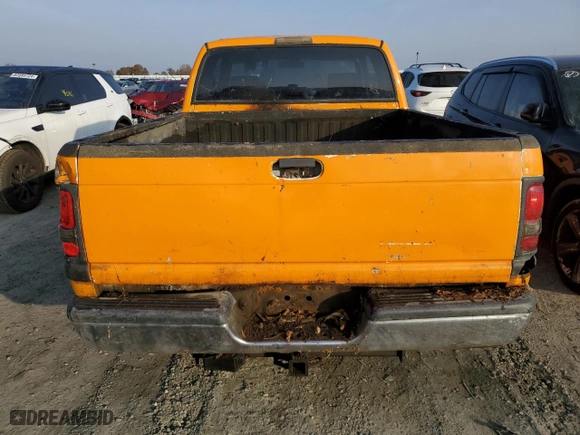 1996 Dodge Ram 1500 with VIN 3B7HC13Z6TG102221, listed as a Copart auction lot 82932334 with 226,576 mi miles and Clean Title. Bid and sale history available at carsss.com. Image 6.