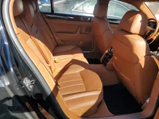 2006 Bentley Flying Spur z VIN SCBBR53W96C032273, wystawiony jako Copart lot #46582715 z przebiegiem Nie podano mil oraz Szkody całkowita. Historia ofert i sprzedaży dostępna na DreamBid. Obrazek 10.
