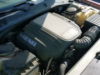 2007 Chrysler 300 C z VIN 2C3KA63H97H617823, wystawiony jako IAAI lot #42703136 z przebiegiem 171 330 mil mil oraz . Historia ofert i sprzedaży dostępna na DreamBid. Obrazek 12.