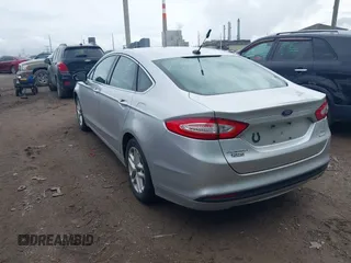 2014 Ford Fusion SE with VIN 3FA6P0HD9ER142812, listed as a IAAI auction lot 42135900 with 174,402 mi miles. Bid and sale history available at carsss.com. Image 3.