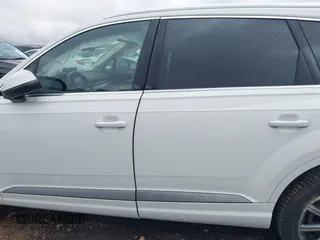 2019 Audi Q7 Premium Plus z VIN WA1LAAF71KD031123, wystawiony jako IAAI lot #41953574 z przebiegiem 48 999 mil mil oraz . Historia ofert i sprzedaży dostępna na DreamBid. Obrazek 15.