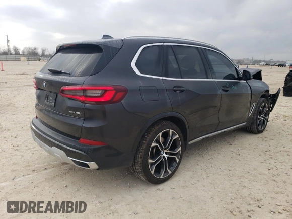 2021 BMW X5 sDrive40i with VIN 5UXCR4C09M9F79014, listed as a Copart auction lot 43667255 with 54,431 mi miles and Salvage Title. Bid and sale history available at carsss.com. Image 3.