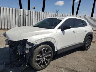 2023 Mazda CX-50 Premium z VIN 7MMVABDY4PN115678, wystawiony jako Copart lot #48293925 z przebiegiem 50 851 mil mil oraz Szkoda całkowita • Salvage title. Historia ofert i sprzedaży dostępna na DreamBid. Obrazek 1.