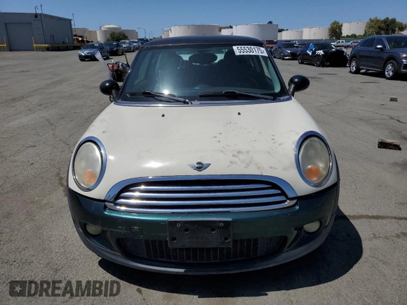 2010 MINI Hardtop with VIN WMWMF3C53ATU79777, listed as a Copart auction lot 55530175 with 177,225 mi miles and Clean title. Bid and sale history available at DreamBid. Image 5.