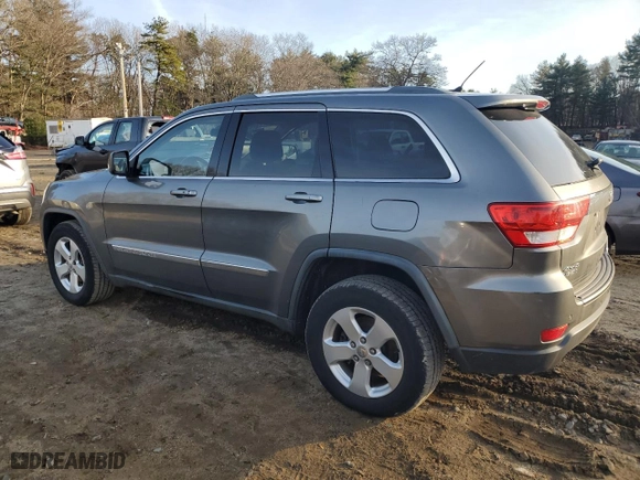 2011 Jeep Grand Cherokee Laredo with VIN 1J4RR4GG7BC735884, listed as a Copart auction lot 85525744 with 117,637 mi miles and Clean Title. Bid and sale history available at carsss.com. Image 2.
