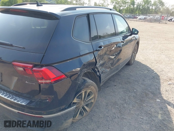 2024 Volkswagen Tiguan S с VIN 3VVFB7AX0RM048747, выставлен на аукционе IAAI как лот 42392509 с пробегом 9 130 миль миль и . История ставок и продаж доступна на DreamBid. Изображение 17.