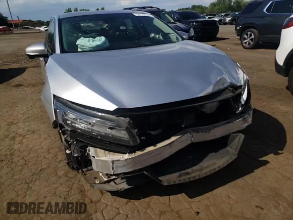 2018 Honda Clarity Plug-In Hybrid with VIN JHMZC5F16JC020957, listed as a Copart auction lot 58103544 with 117,141 mi miles and Salvage Title. Bid and sale history available at carsss.com. Image 11.