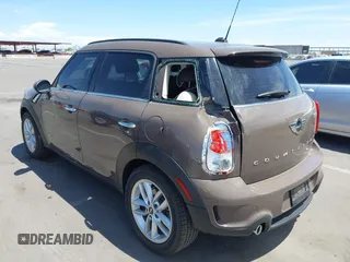 2013 MINI Countryman S ALL4 with VIN WMWZC5C54DWP34224, listed as a IAAI auction lot 42141400 with 33,307 mi miles and . Bid and sale history available at DreamBid. Image 6.