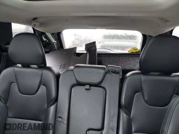 2016 Volvo XC90 Momentum with VIN YV4102XKXG1074017, listed as a Copart auction lot 52140495 with 96,009 mi miles and Salvage Title. Bid and sale history available at carsss.com. Image 10.