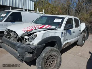 2013 Toyota Tacoma PreRunner with VIN 5TFJU4GN2DX044600, listed as a IAAI auction lot 41808602 with 191,243 mi miles. Bid and sale history available at carsss.com. Image 6.