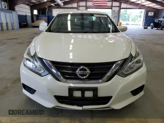 2017 Nissan Altima SV with VIN 1N4AL3AP1HC200944, listed as a Copart auction lot 62348245 with 138,883 mi miles and Clean title. Bid and sale history available at DreamBid. Image 5.