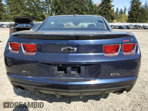 2010 Chevrolet Camaro 2SS z VIN 2G1FK1EJ9A9106524, wystawiony jako Copart lot #54200455 z przebiegiem 214 457 mil mil oraz Tytuł czysty. Historia ofert i sprzedaży dostępna na DreamBid. Obrazek 6.