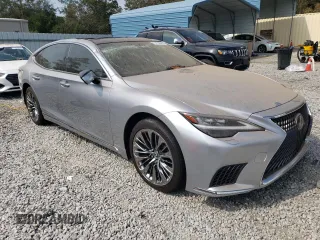 2022 Lexus LS with VIN JTHD51FF3N5015721, listed as a Copart auction lot 75133544 with 4,975 mi miles and Salvage Title. Bid and sale history available at carsss.com. Image 4.
