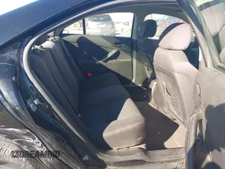 2007 Pontiac G6 with VIN 1G2ZG58N974145898, listed as a IAAI auction lot 41375838 with 175,193 mi miles. Bid and sale history available at carsss.com. Image 8.