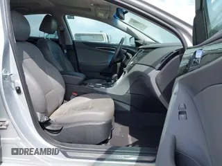 2013 Hyundai Sonata Limited with VIN 5NPEC4AC8DH677464, listed as a IAAI auction lot 42011646 with 101,695 mi miles and . Bid and sale history available at carsss.com. Image 5.