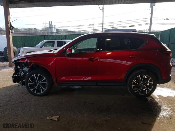 2022 Mazda CX-5 2.5 S Premium Package with VIN JM3KFBDM7N0537947, listed as a IAAI auction lot 41195784 with NaN miles. Bid and sale history available at carsss.com. Image 14.