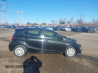 2016 Toyota Prius One z VIN JTDKDTB32G1124779, wystawiony jako IAAI lot #41855014 z przebiegiem 106 750 mil mil oraz . Historia ofert i sprzedaży dostępna na DreamBid. Obrazek 13.