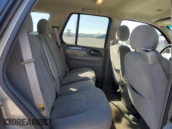 2005 GMC Envoy SLE z VIN 1GKDT13SX52364812, wystawiony jako Copart lot #46224955 z przebiegiem 183 441 mil mil oraz Szkoda całkowita • Salvage title. Historia ofert i sprzedaży dostępna na DreamBid. Obrazek 11.