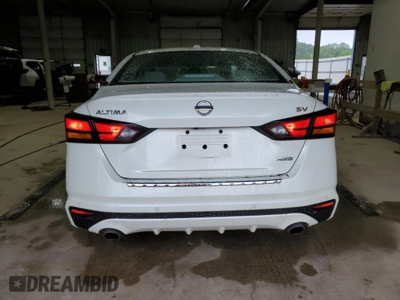 2019 Nissan Altima SV z VIN 1N4BL4DW5KC193503, wystawiony jako Copart lot #58120855 z przebiegiem 105 037 mil mil oraz Szkoda całkowita • Salvage title. Historia ofert i sprzedaży dostępna na DreamBid. Obrazek 6.