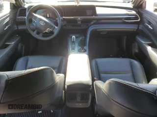 2023 Toyota Crown XLE z VIN JTDAAAAF6P3006632, wystawiony jako Copart lot #41486855 z przebiegiem 24 517 mil mil oraz Szkody całkowita. Historia ofert i sprzedaży dostępna na DreamBid. Obrazek 8.