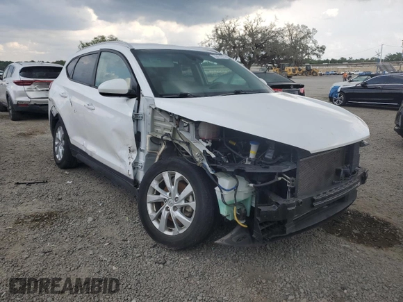 2021 Hyundai Tucson Value z VIN KM8J33A4XMU385687, wystawiony jako Copart lot #56474325 z przebiegiem 73 291 mil mil oraz Szkoda całkowita • Salvage title. Historia ofert i sprzedaży dostępna na DreamBid. Obrazek 4.